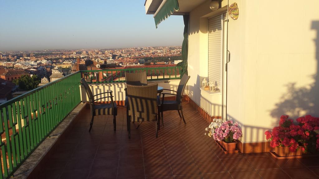 Atico Latina Apartment Madrid Exterior photo