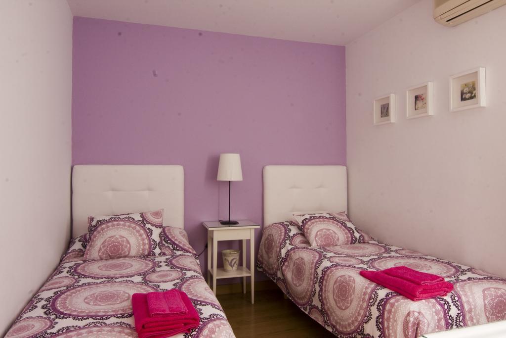Atico Latina Apartment Madrid Exterior photo
